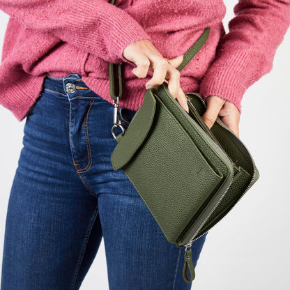 Columbian Cross Body: Navy