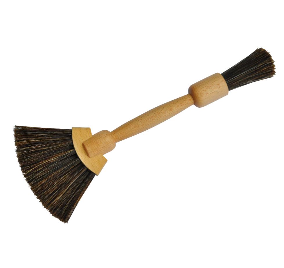 Fan Shape Dusting Brush For Narrow Cracks And Tight Corners