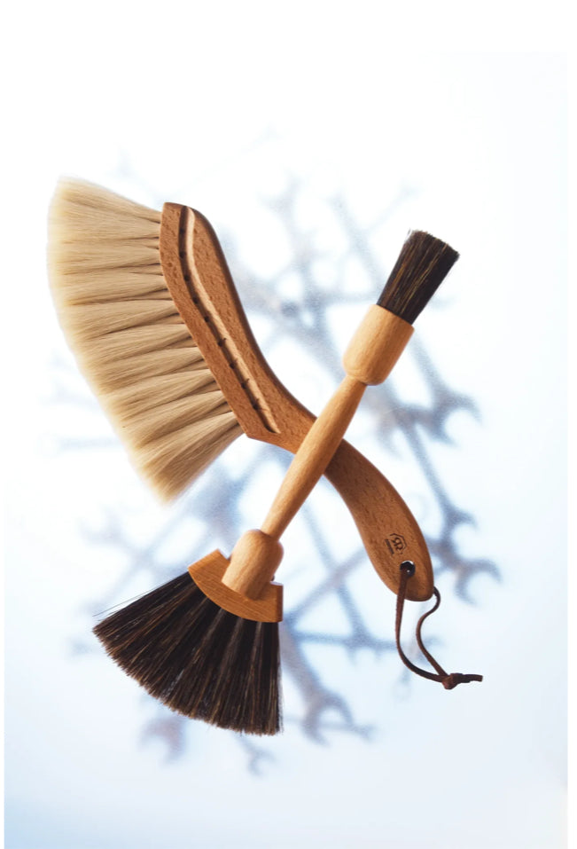 Fan Shape Dusting Brush For Narrow Cracks And Tight Corners